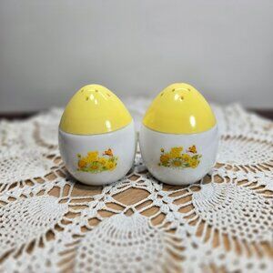 Vintage Avon Buttercup Yellow & White Egg-Shape Salt & Pepper Shakers Milk Glass